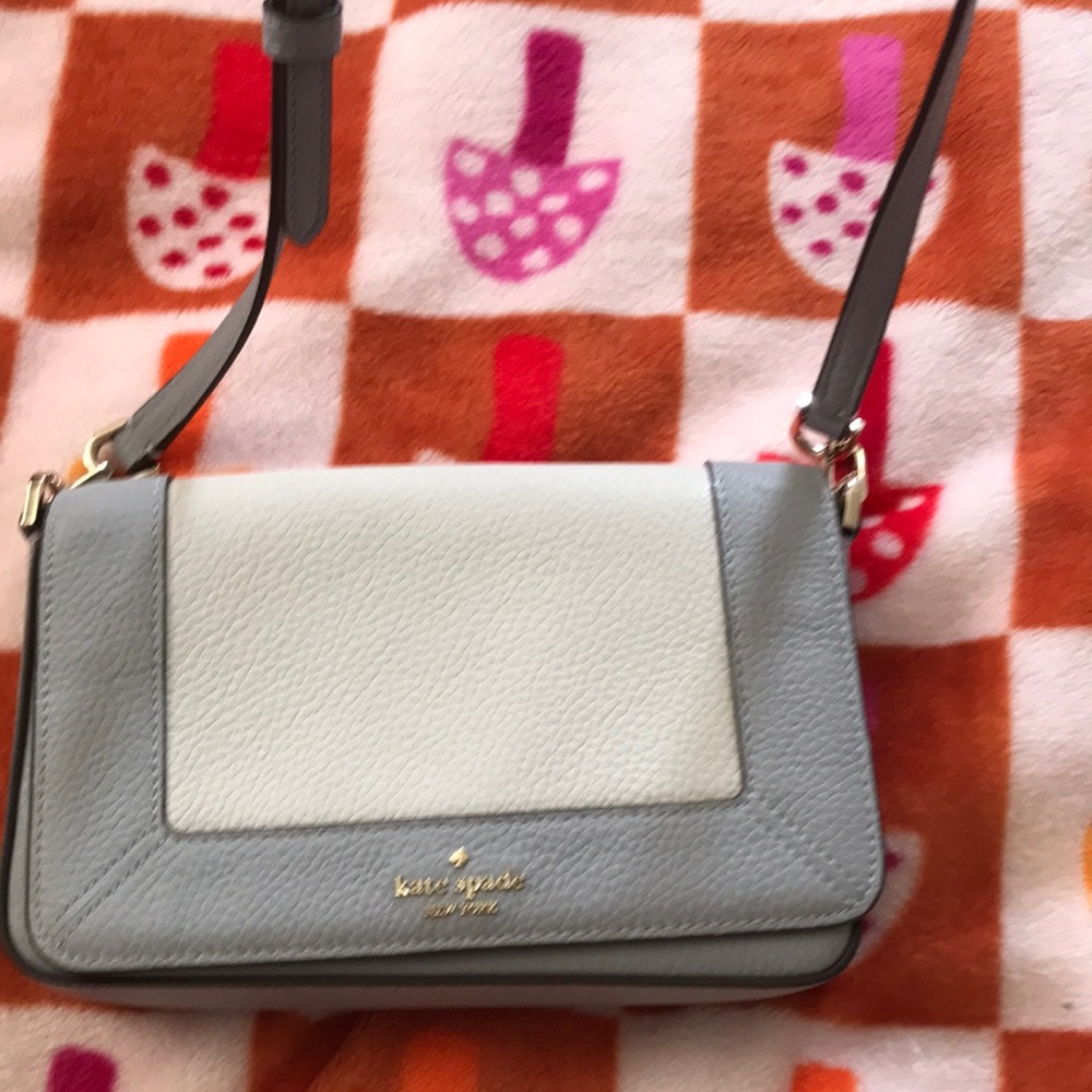 kate spade New York Two-Tone Leather Crossbody Bag in Light Gray and Cream
